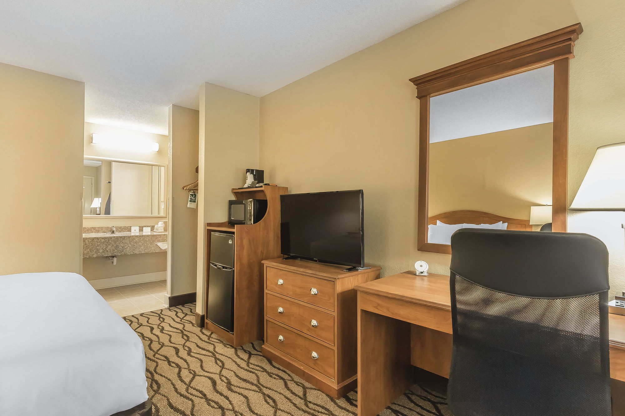 Quality Inn Charleston - Sikeston Room photo